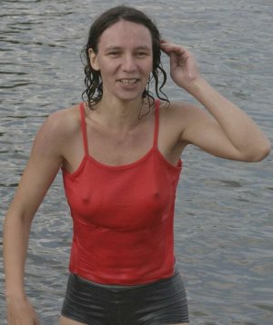 Leynah escortgirl à Monistrol-sur-Loire, 43